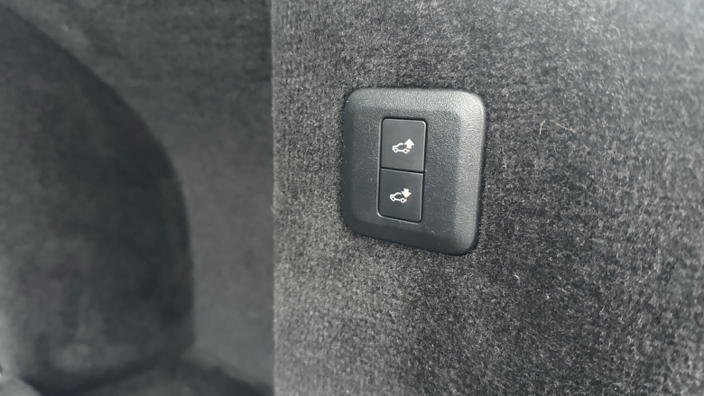 Land Rover Range Rover Sport 2.0 P400e HSE Dynamic Black 5dr Auto Estate